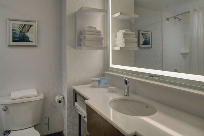 Hampton Inn & Suites Miami Airport South/Blue Lagoon