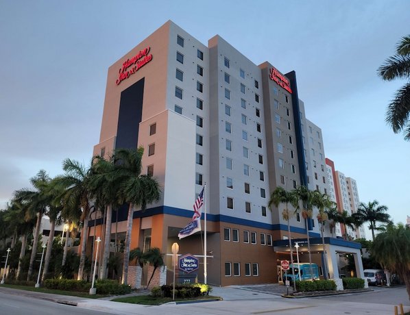 Hampton Inn & Suites Miami Airport South/Blue Lagoon