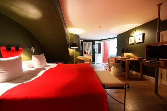 The Three Sisters Boutique Hotel