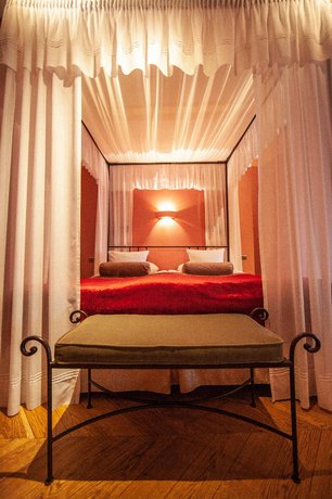 The Three Sisters Boutique Hotel