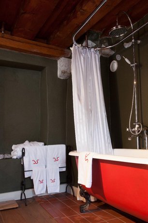 The Three Sisters Boutique Hotel