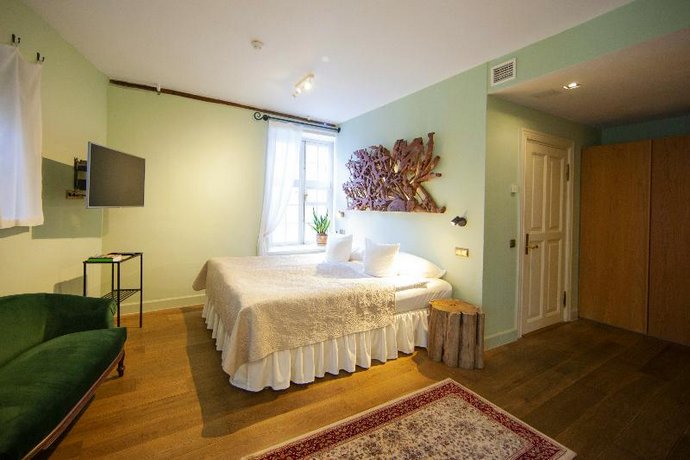 The Three Sisters Boutique Hotel