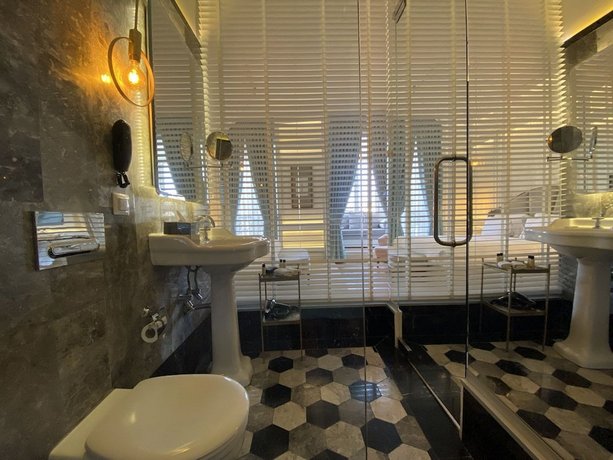 Mr Cas Hotels - Special Category