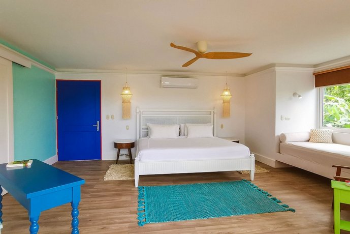 Tortuga Lodge & Gardens