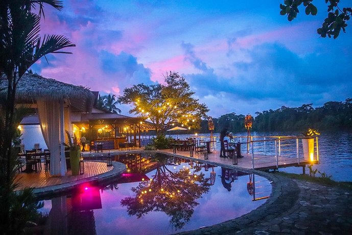 Tortuga Lodge & Gardens