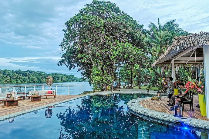 Tortuga Lodge & Gardens