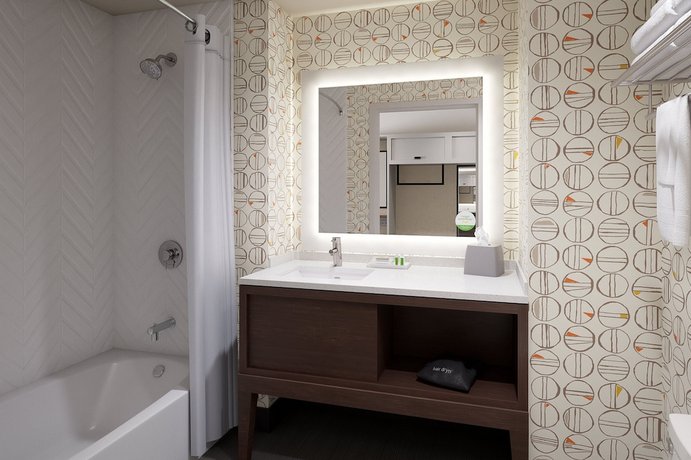 Holiday Inn Los Angeles International Airport
