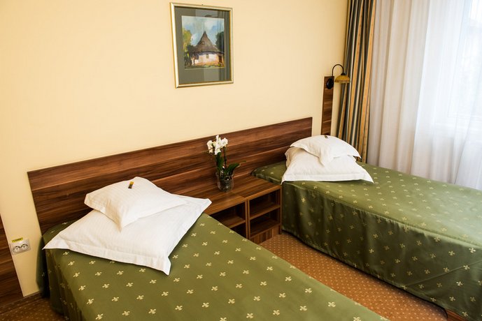 Hotel Lyra