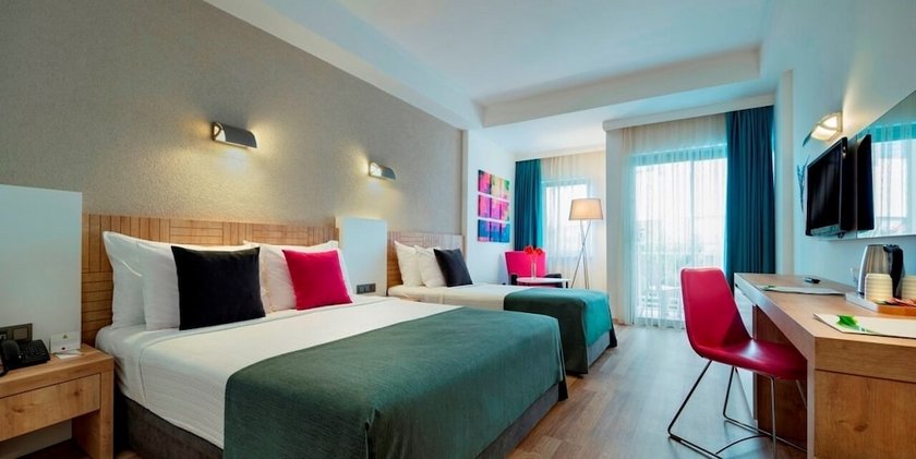 Novum Garden Side Hotel