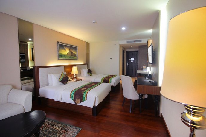 Grand Dafam Q Hotel Banjarbaru DHM Syariah