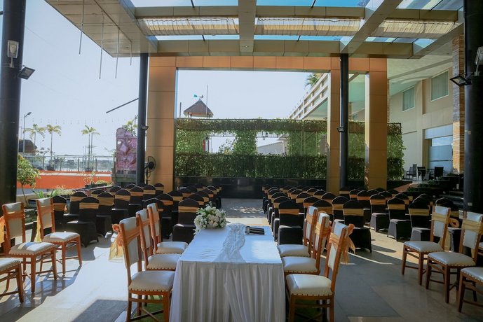 Grand Dafam Q Hotel Banjarbaru DHM Syariah