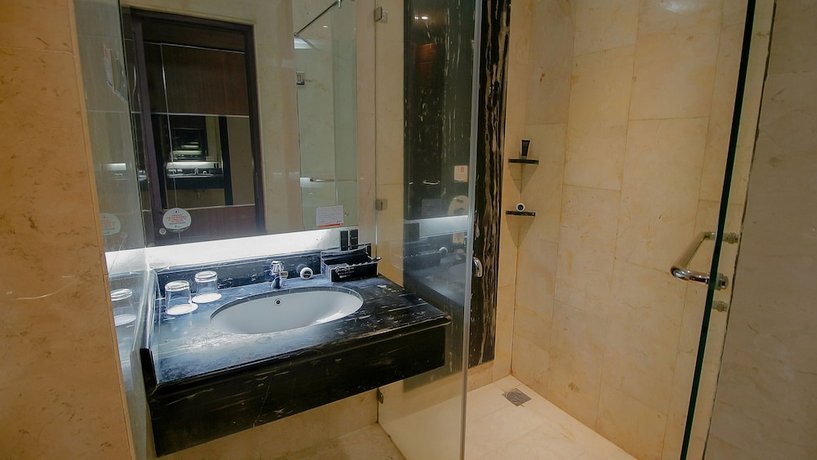 Grand Dafam Q Hotel Banjarbaru DHM Syariah