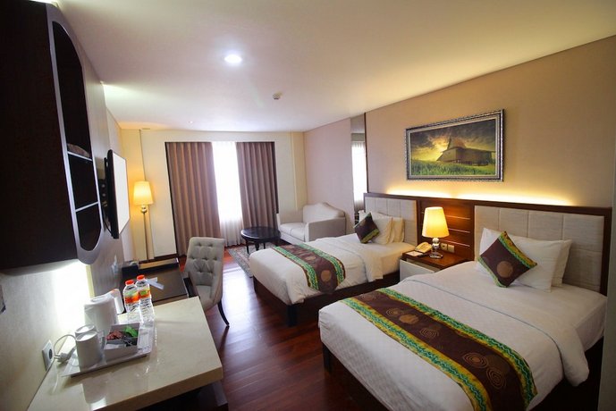 Grand Dafam Q Hotel Banjarbaru DHM Syariah