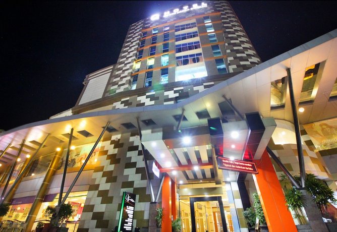 Grand Dafam Q Hotel Banjarbaru DHM Syariah