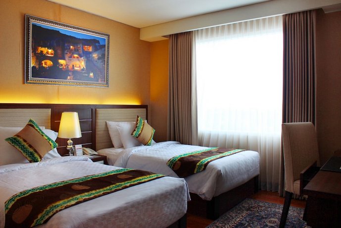 Grand Dafam Q Hotel Banjarbaru DHM Syariah