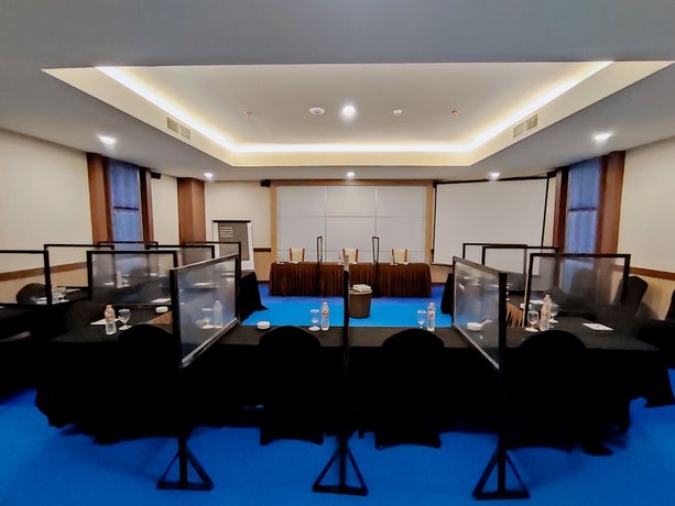 Grand Dafam Q Hotel Banjarbaru DHM Syariah