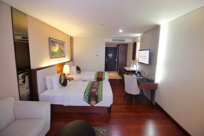Grand Dafam Q Hotel Banjarbaru DHM Syariah