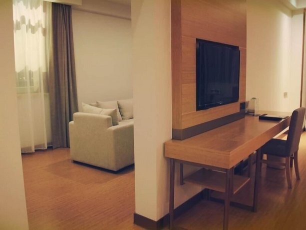 GreenTree Inn Shaoxing Binhai New City Dongsen Commercial Square Hotel
