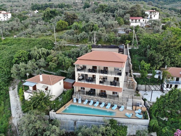 Kallia Suites- Chorefto