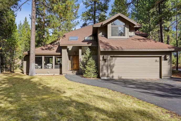 3 Tumalo-Ac-Hot Tub-4br/3ba