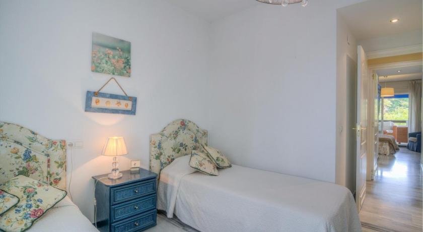 2 Bedroom Apartment in Medina Garden - Puerto Banus
