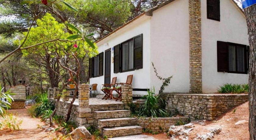 Holiday Home Neli ISO305