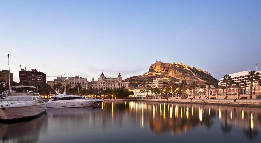 Luxury New Loft City Centre & Castle Alicante