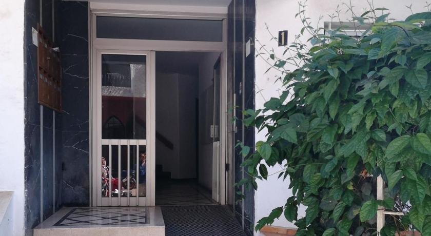 Lau08 - Appt 80 M2 - Bien Situe A l'Agdal