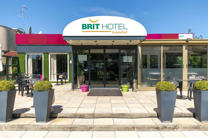 Brit Hotel Lyon Eurexpo Lyon-Bron Airport France thumbnail