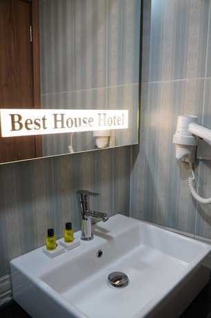 Best House Hotel