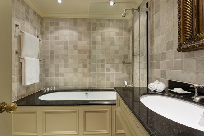 The Gore Hotel - Starhotels Collezione