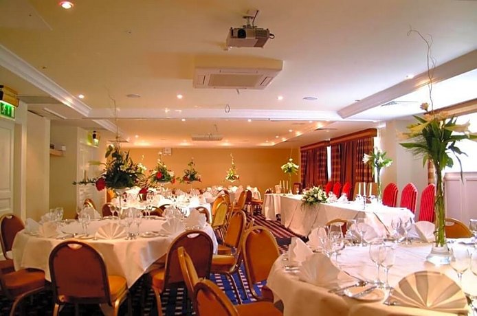 Court Yard Hotel