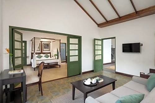 Aanavilasam Luxury Plantation House Kumily