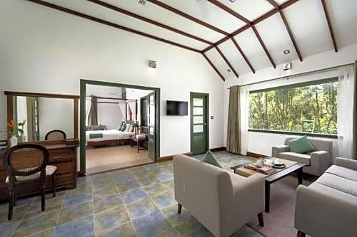 Aanavilasam Luxury Plantation House Kumily