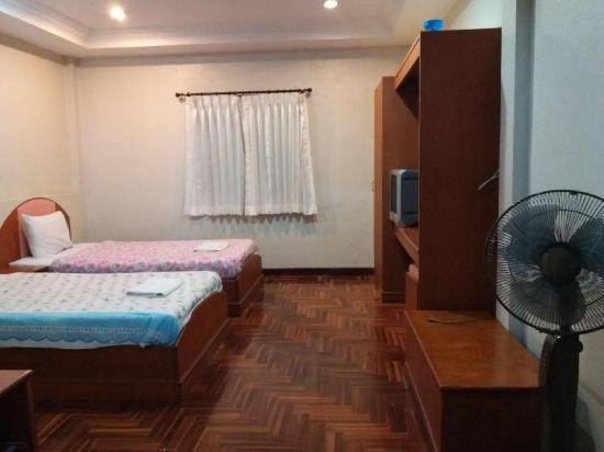 Boonsiri Guesthouse