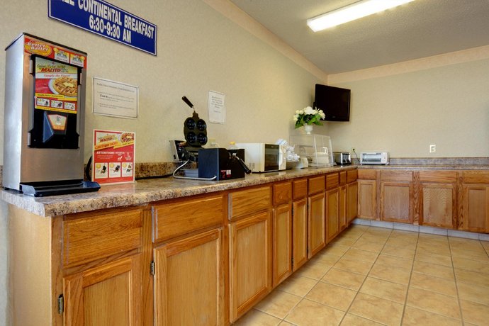Americas Best Value Inn & Suites Macon