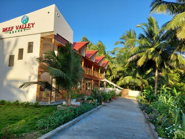 Reef Valley Resort