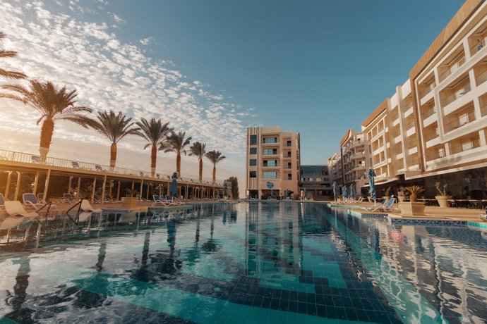 Bellagio Beach Resort & Spa Sheeb El Erg Egypt thumbnail