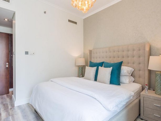 Boutique Living - Burj Views Downtown Dubai