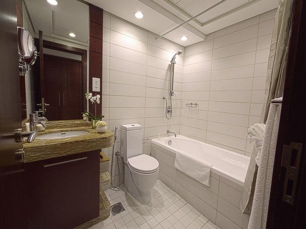 Boutique Living - Burj Views Downtown Dubai