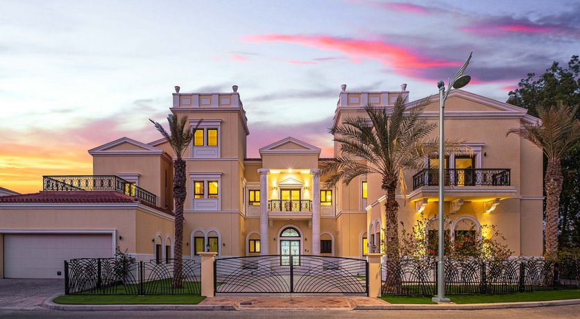 LUX - The Dubai Paradise Palace image 1