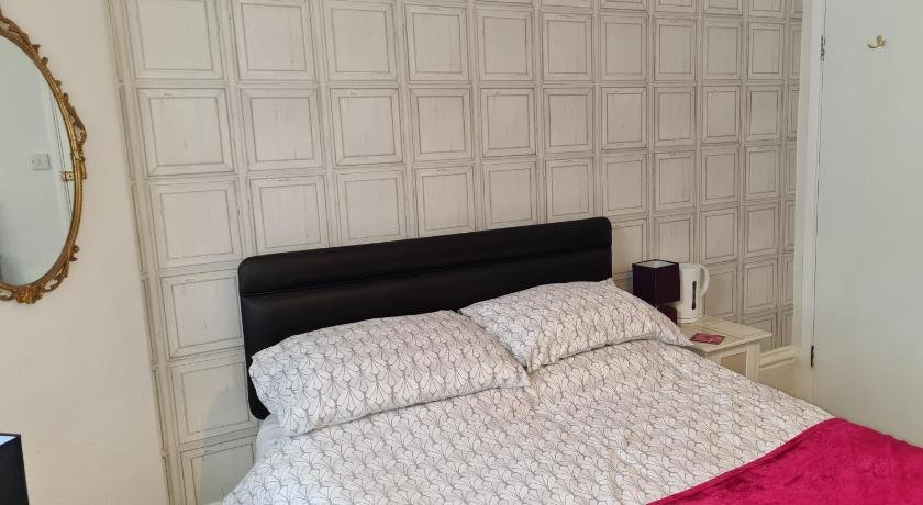 The Ladybird Guest House - Adults only