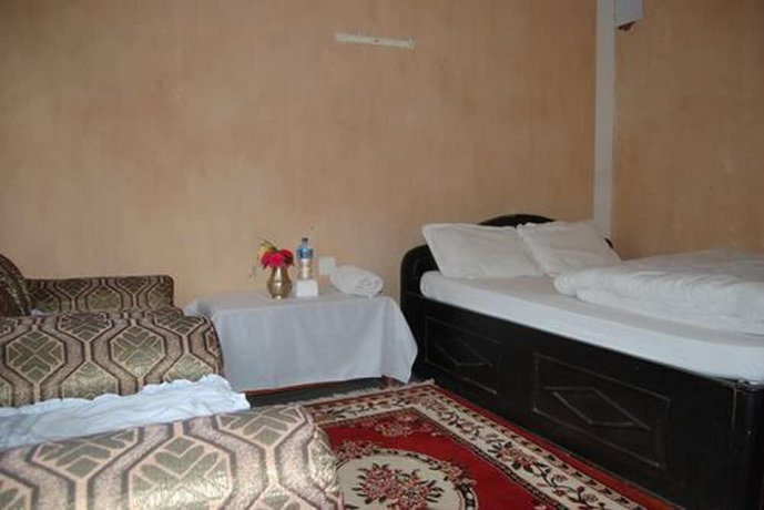 Shrestha Hotel & Restaurant