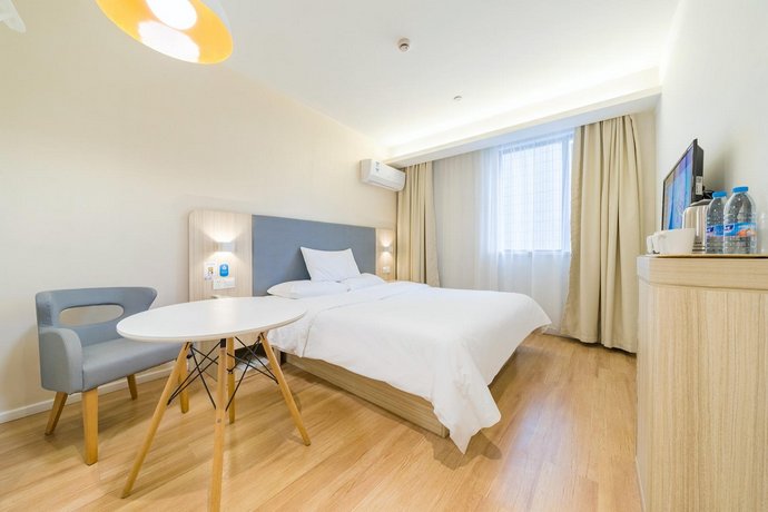 Hanting Hotel Shanghai Chongming Bayi Road