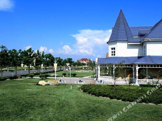 Oriental Green Boat Villa Hotel