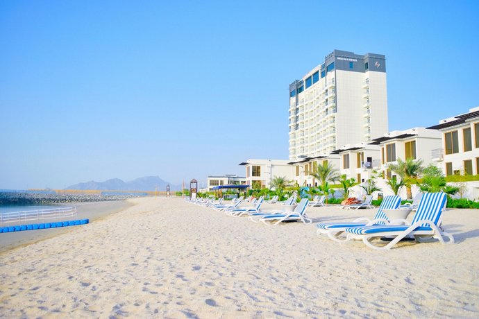 Mirage Bab Al Bahr Al Aqah Beach United Arab Emirates thumbnail