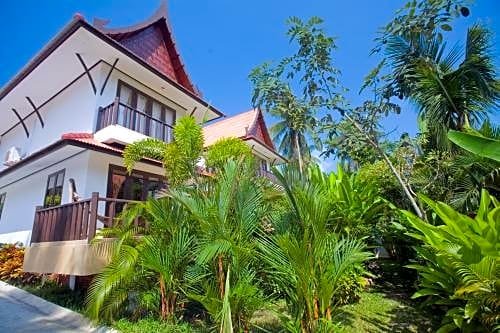 Paradise Island Estate