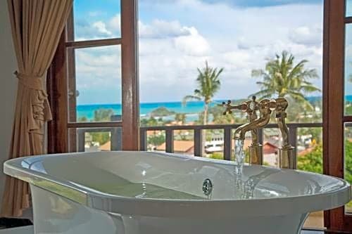 Paradise Island Estate