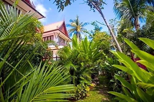 Paradise Island Estate
