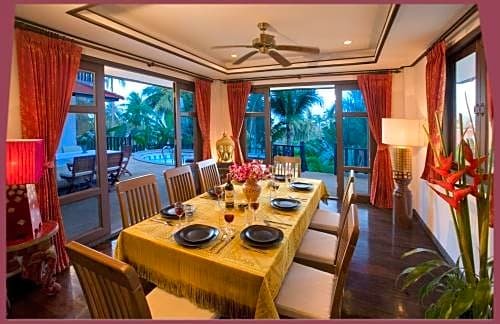 Paradise Island Estate